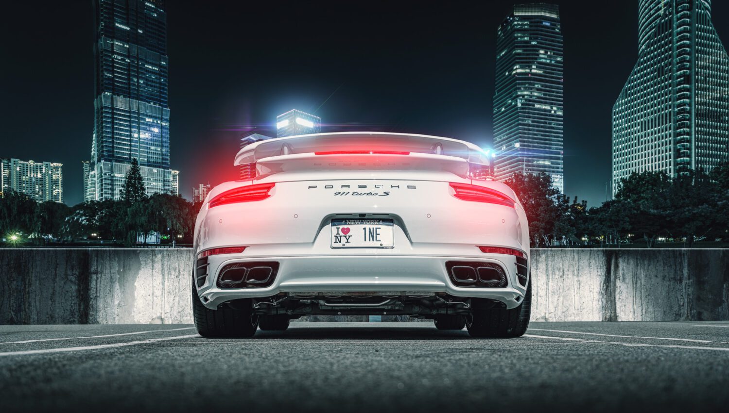 Porsche 911 Turbo brake lights