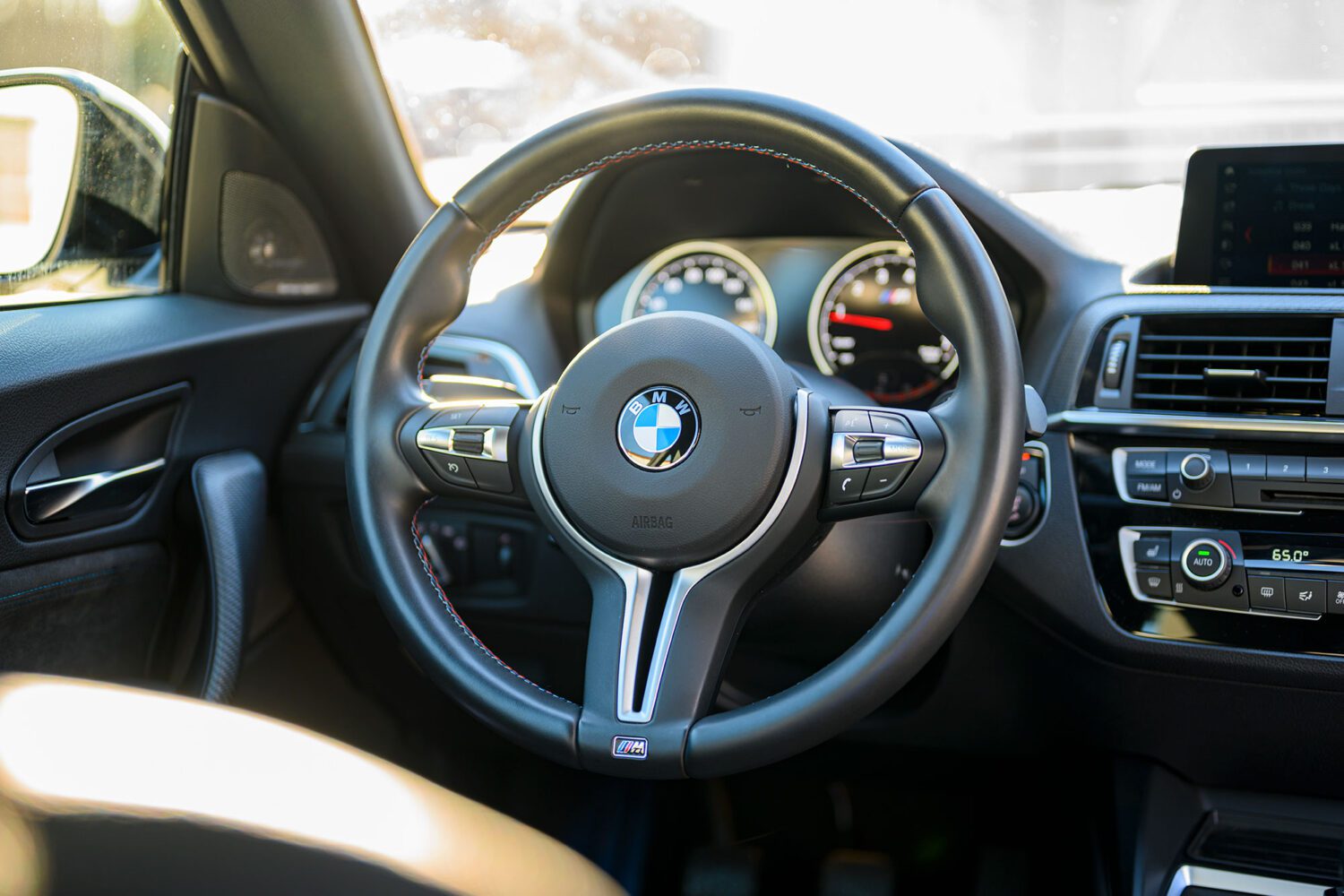 BMW M2 Steering wheel