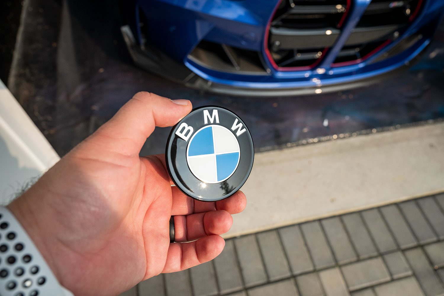 BMW badge installation