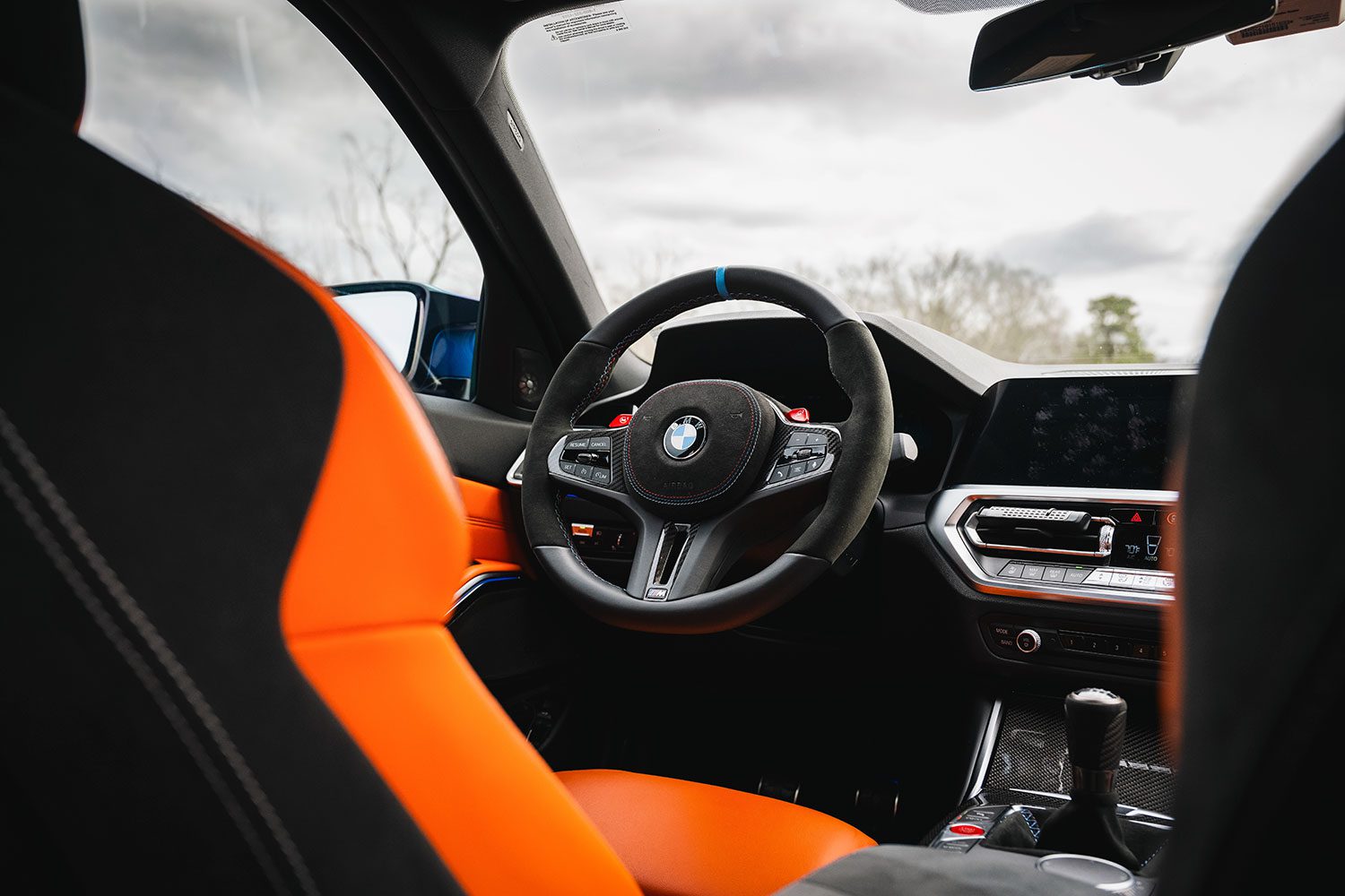 BMW M3 steering wheel install